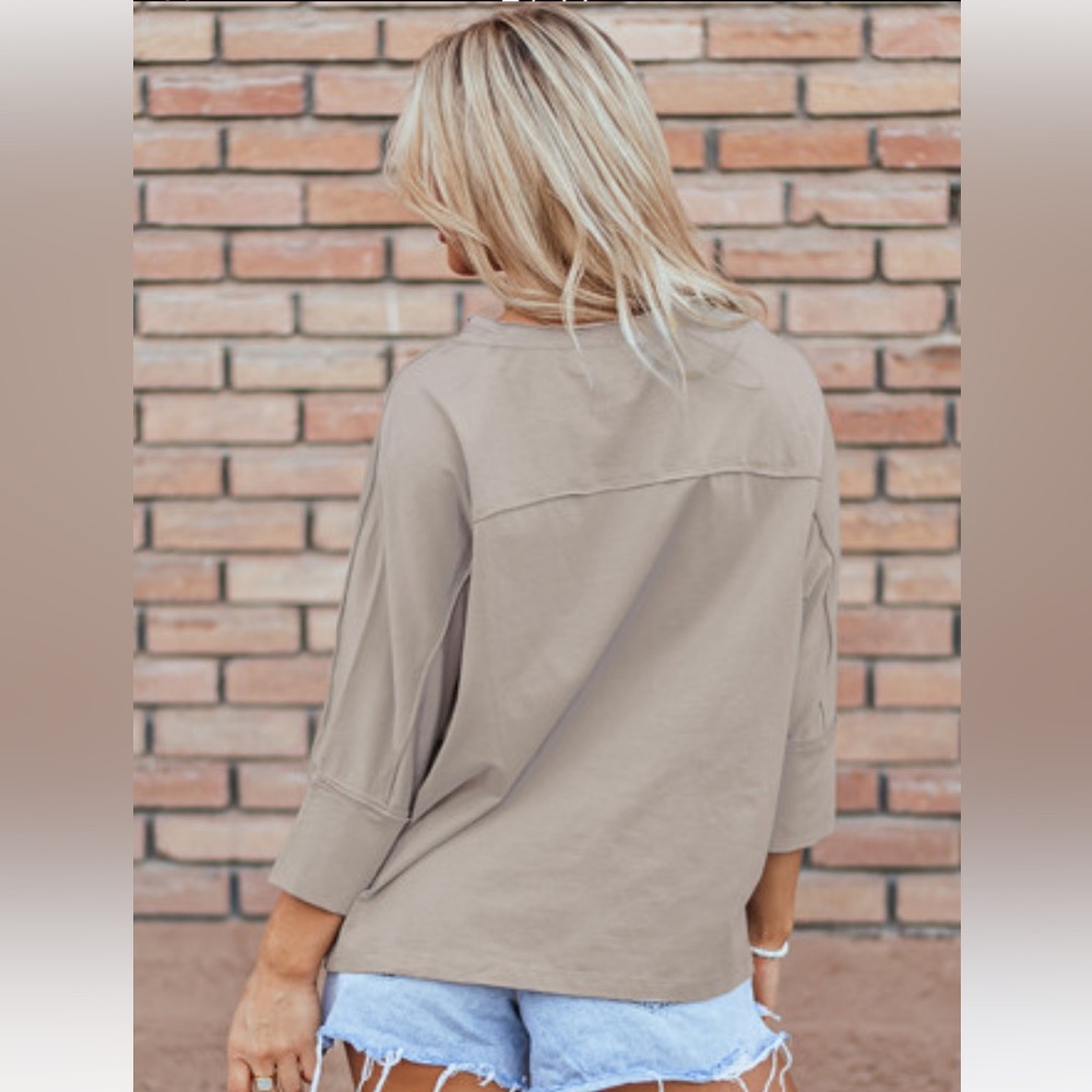 Floral Star Gray Top - Picture 2 of 4